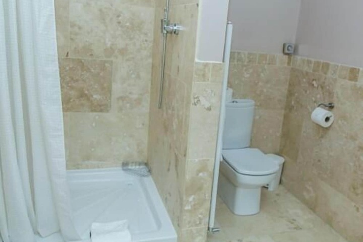 Room 15 of 36