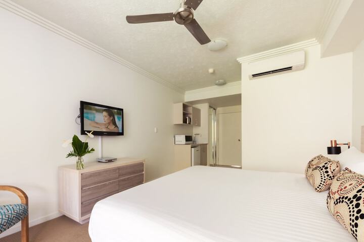 Room 12 of 39