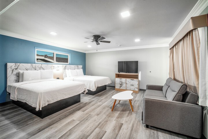 Room 19 of 46