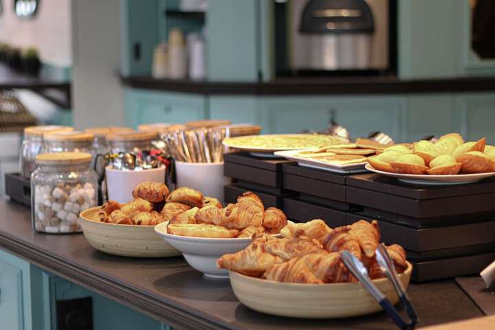 Breakfast area