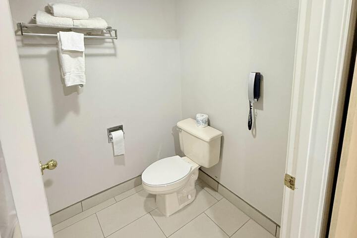 Room 20 of 54