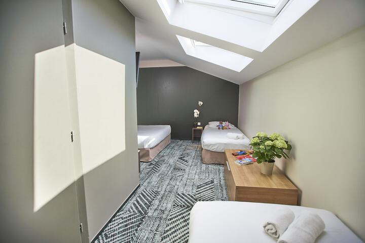 Room 56 of 105