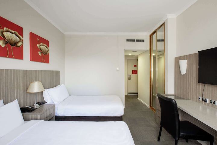 Room 10 of 54