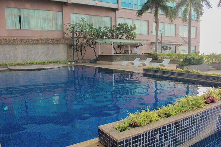 Pool 54 of 86