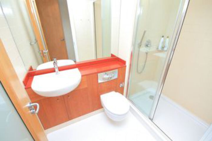 Room 2 of 22