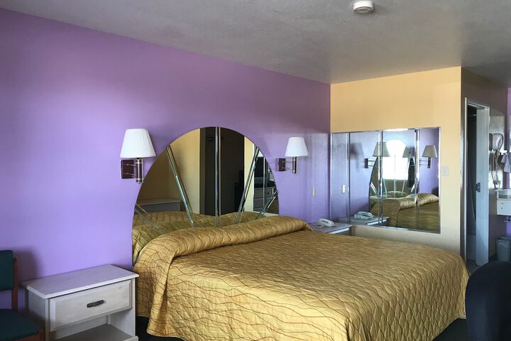 Room 15 of 66