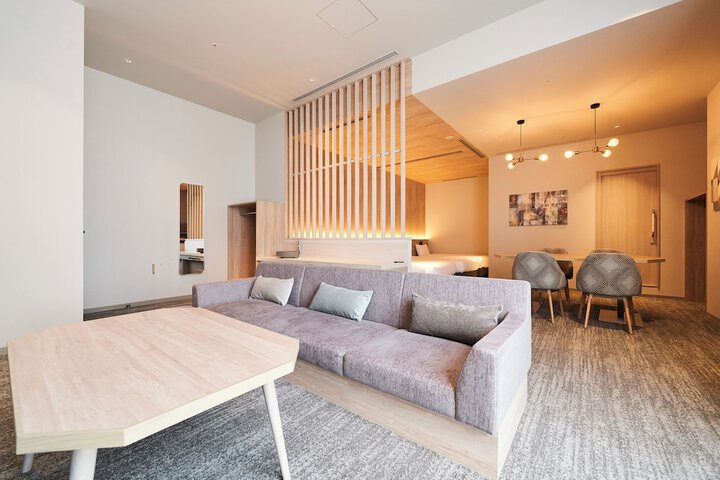 Room 12 of 95