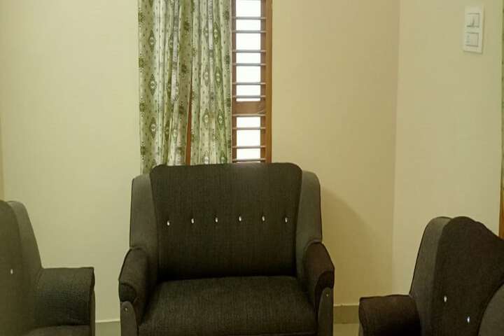 Room 9 of 19