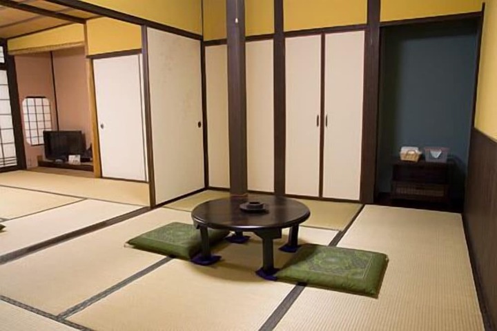 Room 2 of 14