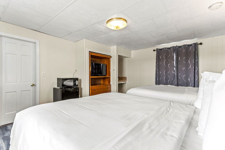 Room 33 of 67