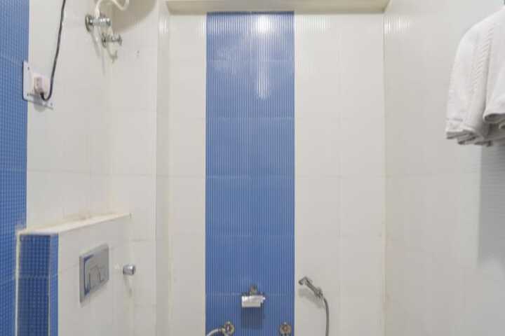 Room 54 of 72