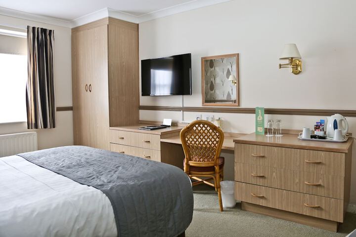 Room 12 of 73