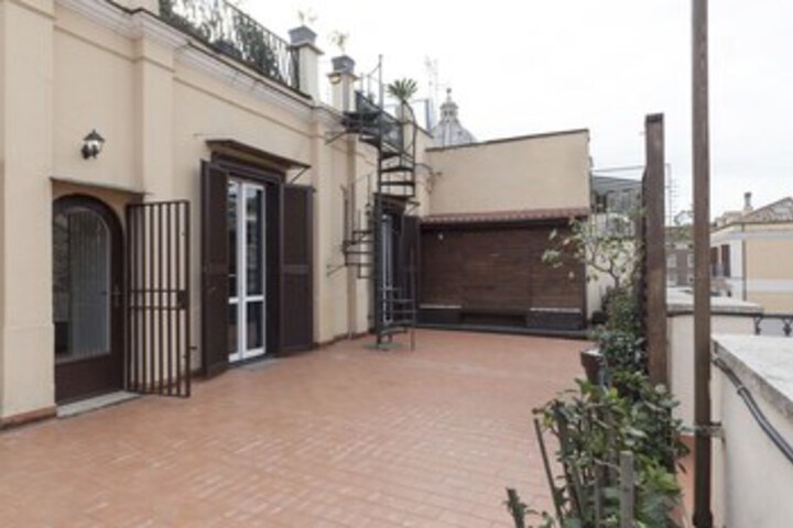 Terrace/Patio 33 of 34