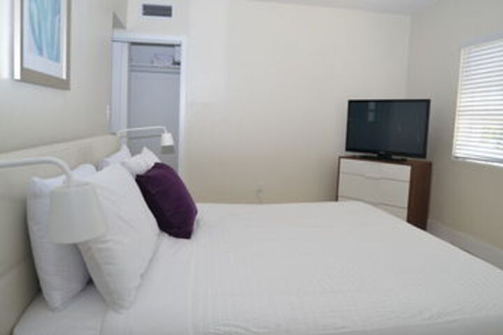Room 17 of 32