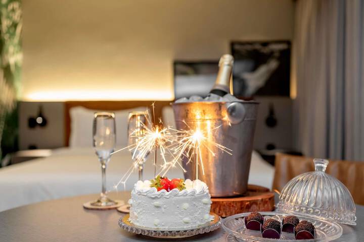 Hotel Interior 76 of 127