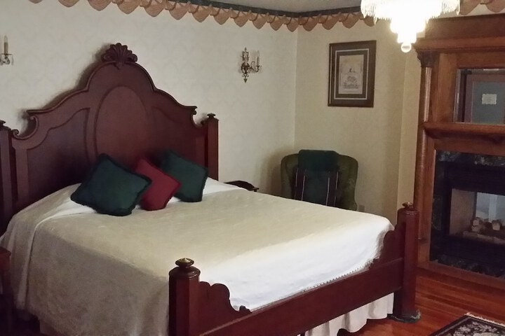 Room 13 of 59