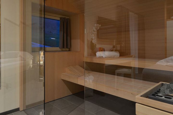 Room 47 of 162