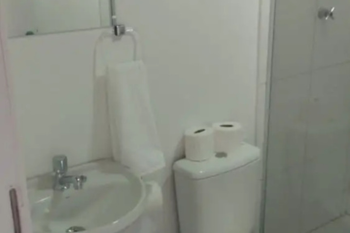 Room 5 of 5