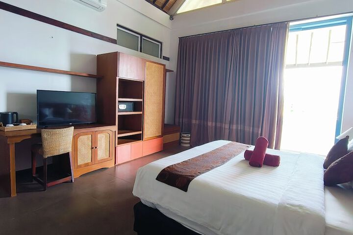 Room 14 of 137