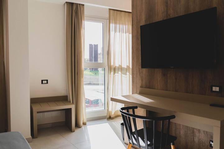 Room 16 of 26