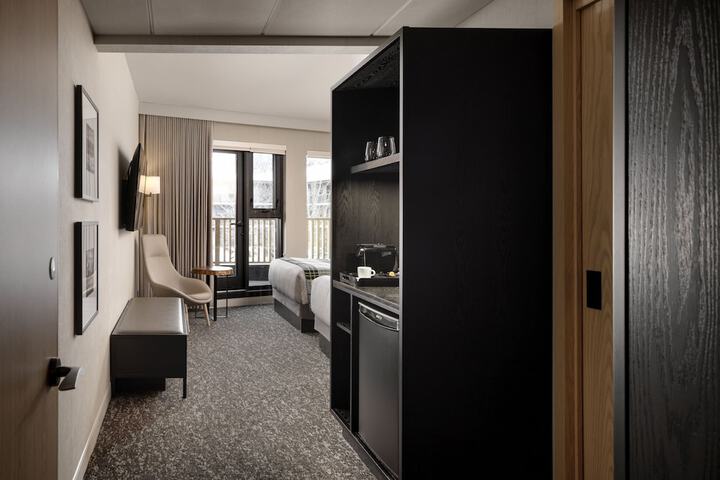 Room 29 of 53