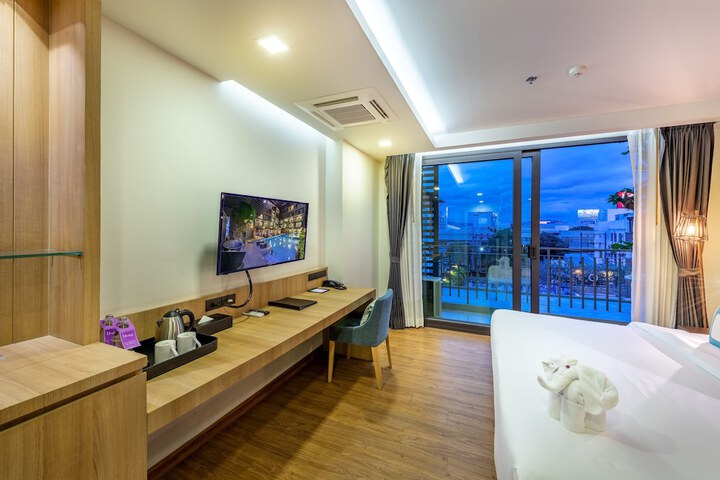 Room 17 of 169
