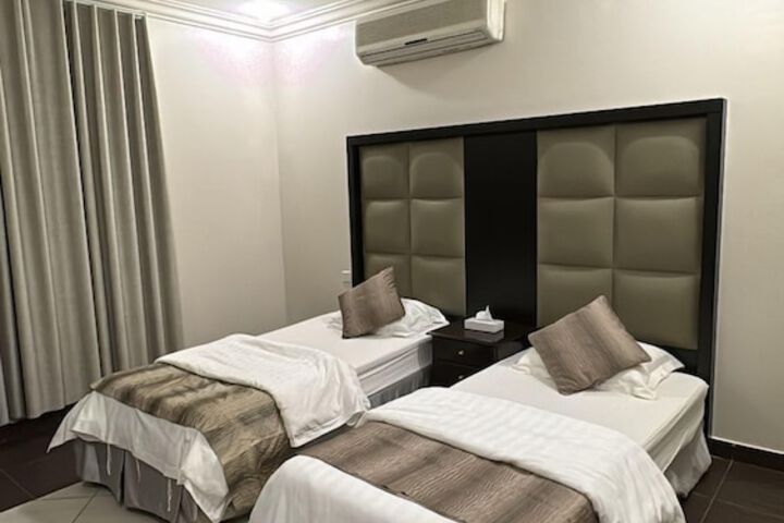 Room 25 of 26