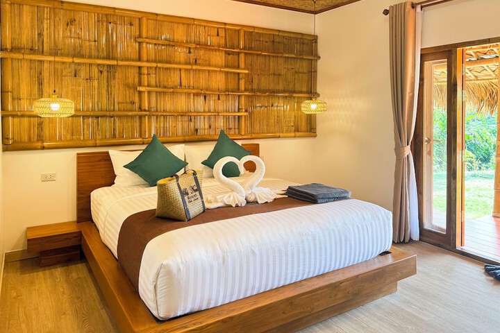 Room 10 of 67