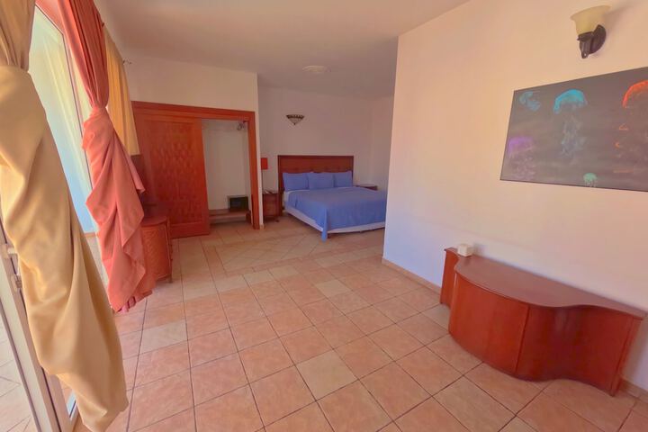Room 19 of 58