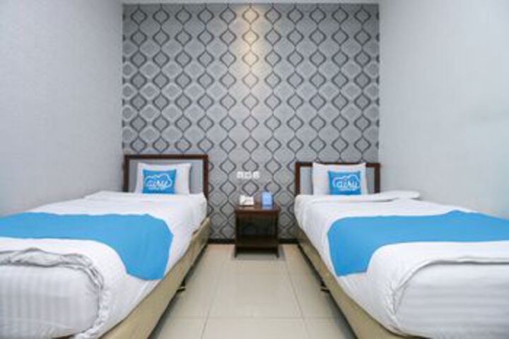 Room 10 of 44