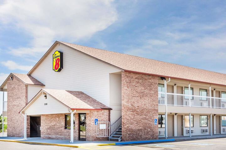 Hotel Entry