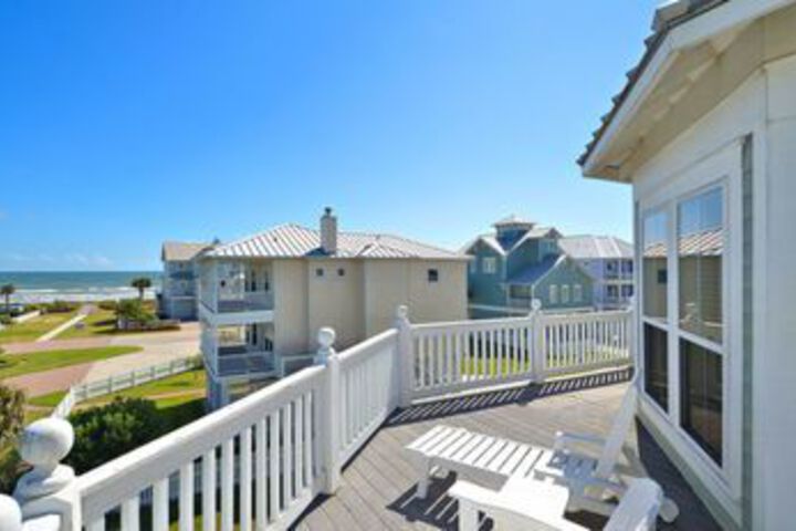 Image of CAPTAINS RETREAT BY REDAWNING