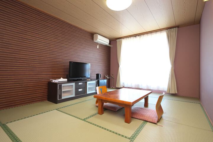 Room 4 of 69