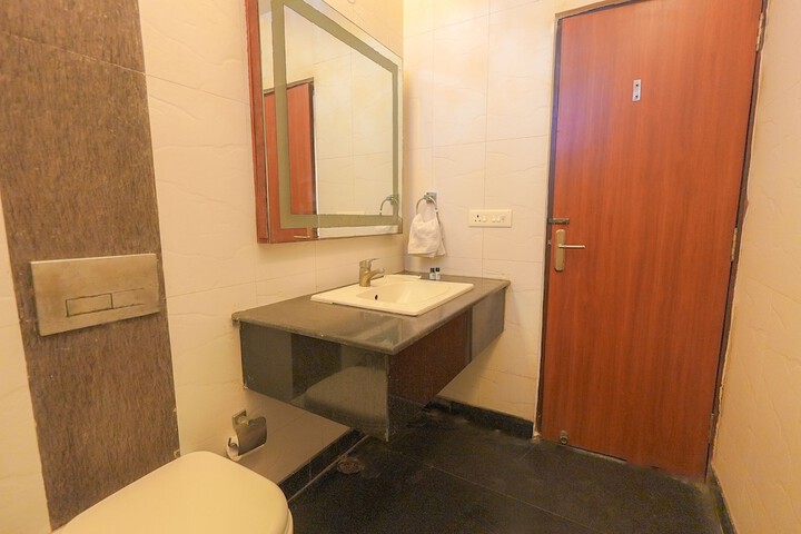 Room 41 of 62