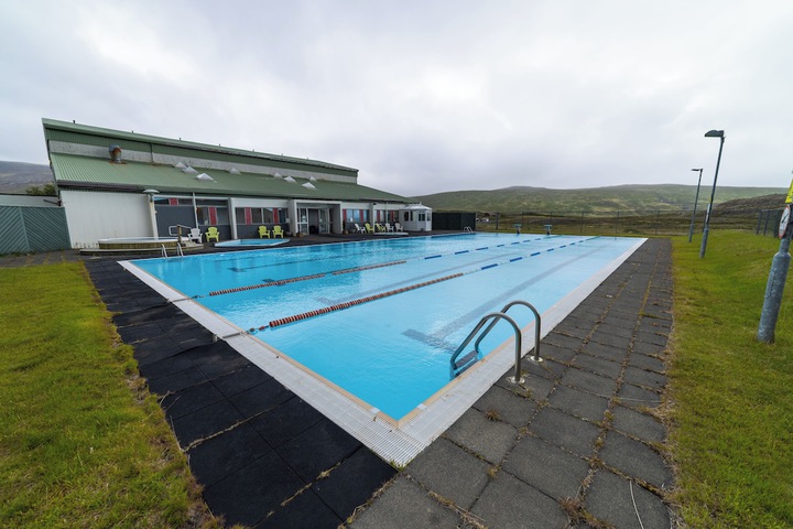 Pool 23 of 74