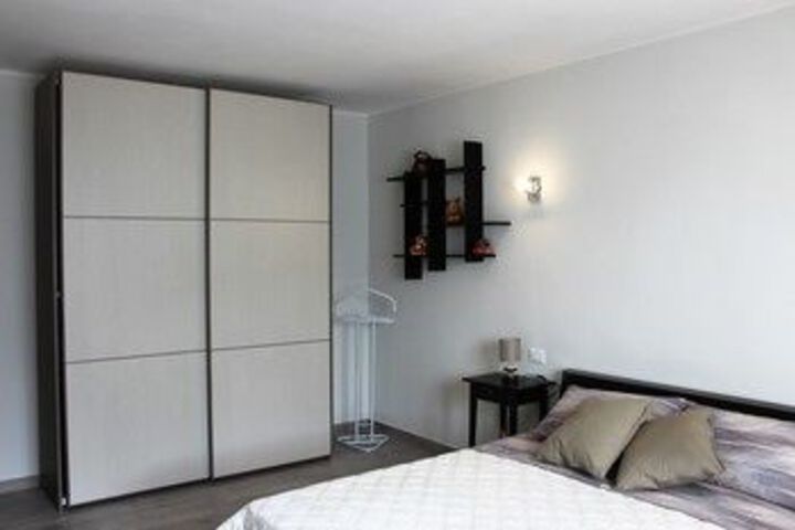 Room 17 of 42