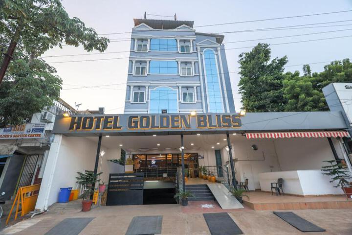 Hotel Golden Bliss