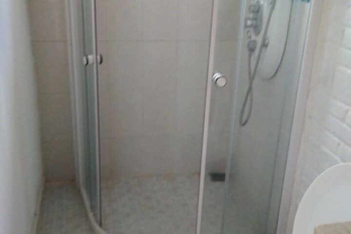 Room 80 of 105