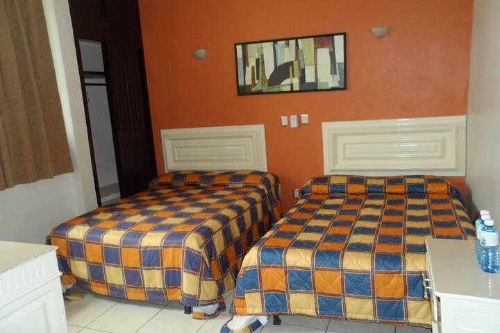 Room 12 of 29