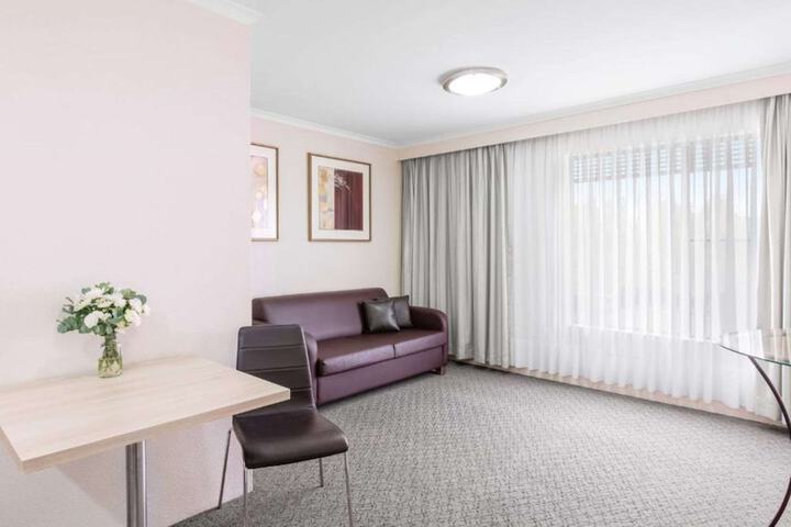 Room 13 of 29