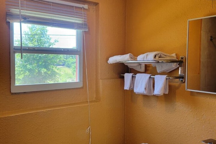 Room 31 of 51