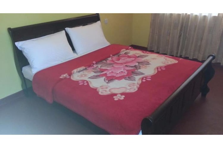 Room 8 of 8