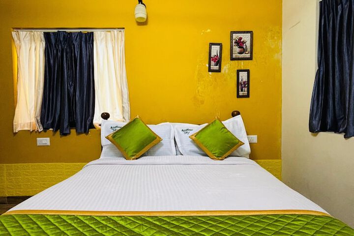 Room 5 of 38