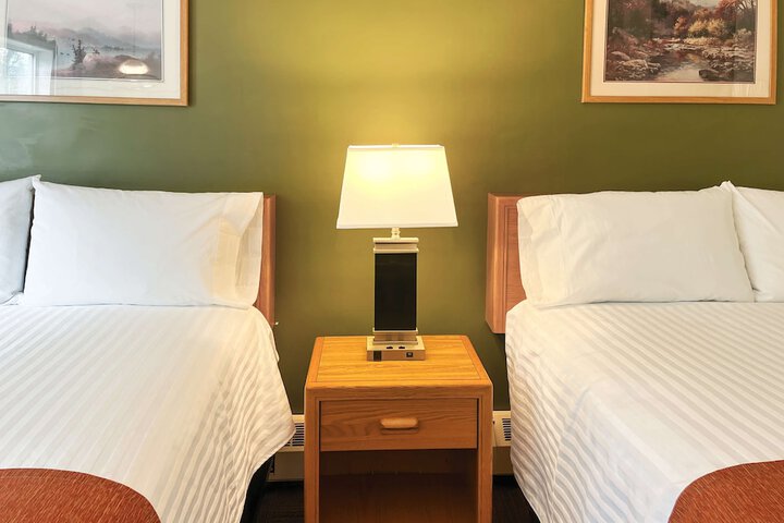 Room 12 of 35