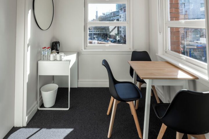 Room 8 of 22