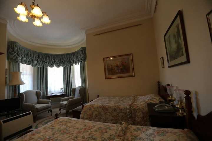 Room 3 of 57