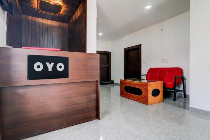Hotel O Flagship Hotel MK Palace