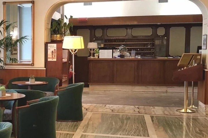 Guest Lobby