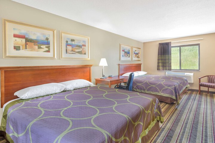 1 King Bed (10 of 10)