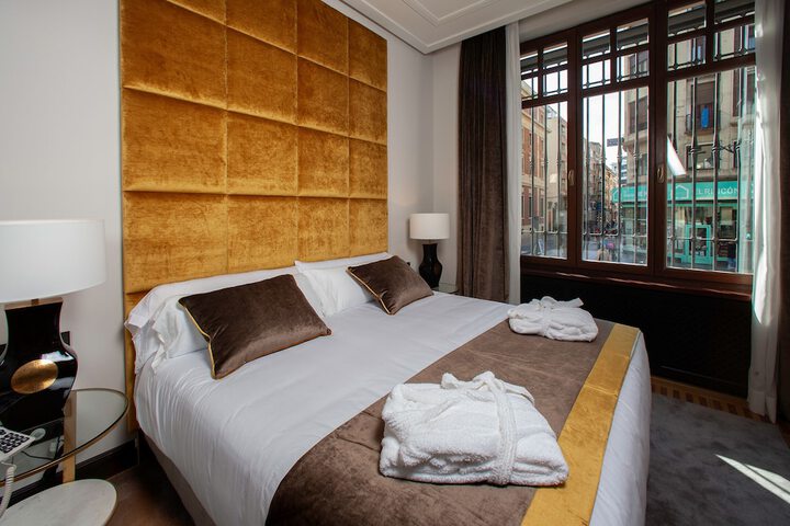 Room 13 of 85